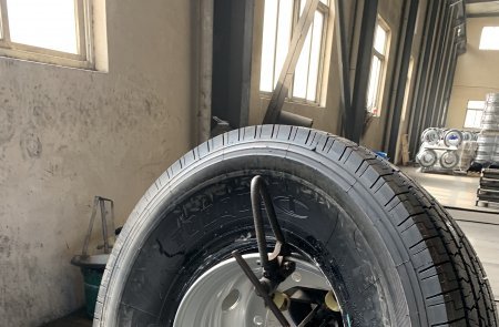 Mixing Truck Tyres and Rims