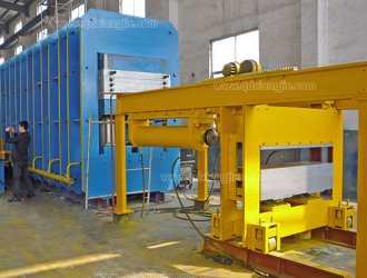 Vulcanizer for fabric core conveyor belts