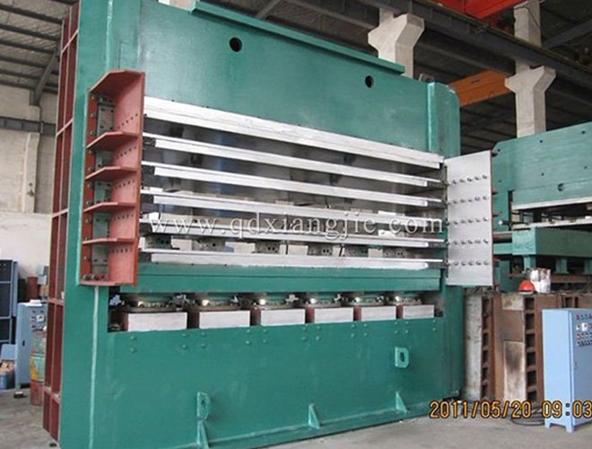 Turkey ordered 4100X700-1100 tons side plate vulcanizing press