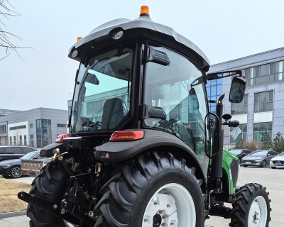 Tractor TB904-8