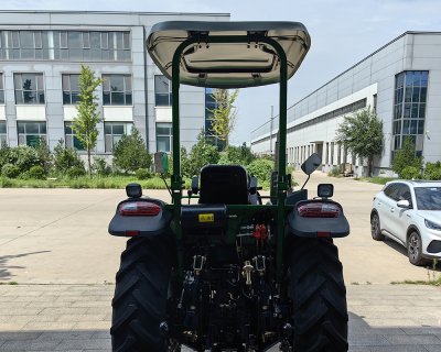 Tractor TB754-4