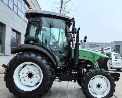 Tractor TB904-5