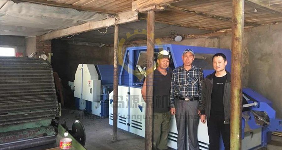 Nuestros ingenieros fueron a Mongolia para depurar equipos para clientes mongoles.