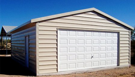 GARAGE À STRUCTURE ACIER