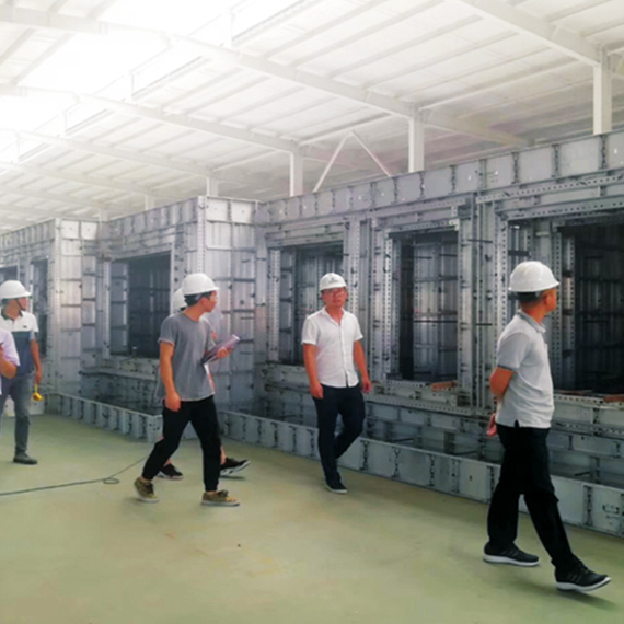 Aluminum template assembly display