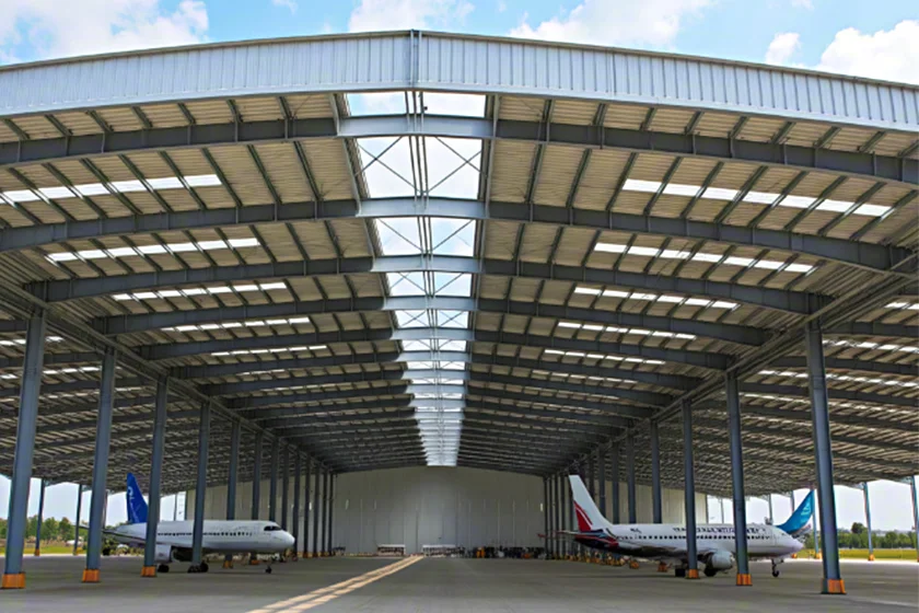 Steel structure aircraft hangar