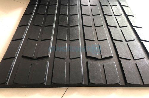Heavy Duty Herringbone Pattern Cow Mat