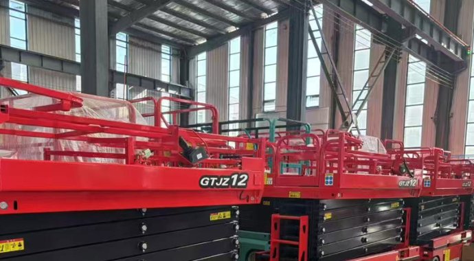 Structure of Electric Self-Propelled Scissor Lift Platforms