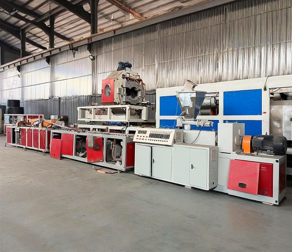 Second-hand 51-105 PVC WPC Plastic Profile Extrusion Machinery