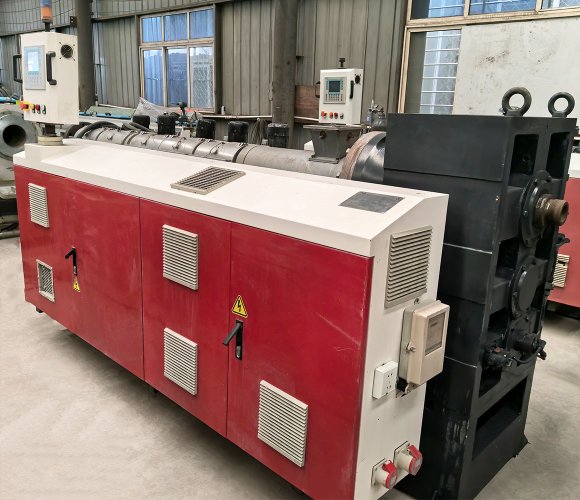 Used Single Layer 250mm HDPE Pipe Extrusion Machine