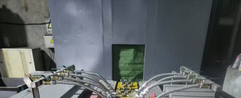 Magnetic particle inspection (MPI) of forged shackles for Military