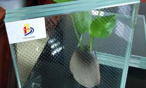 Non-slip floor glass