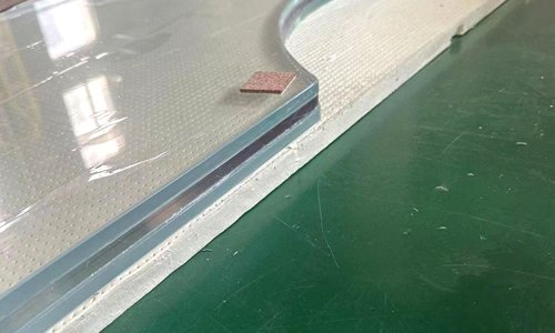 Vidrio antideslizante indestructible