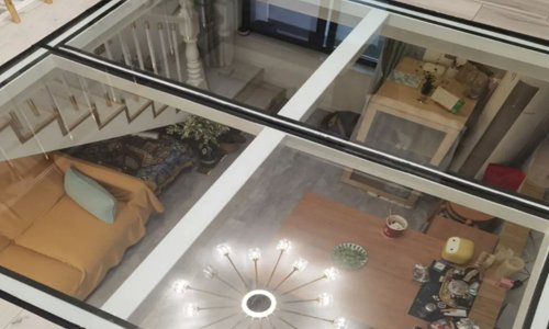 Piso de vidrio laminado