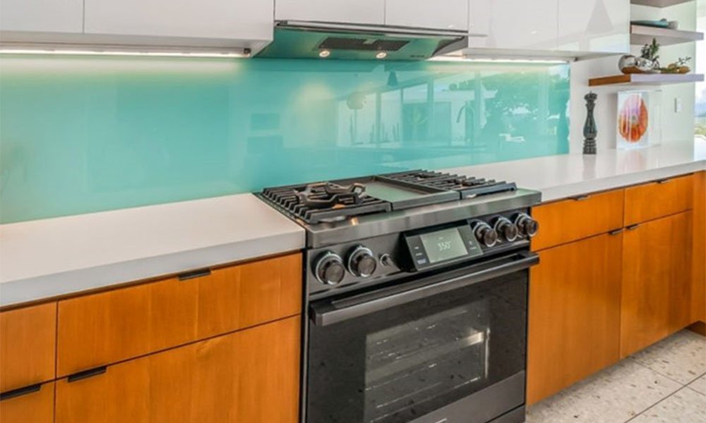 1_0000_tempered-glass-backsplash