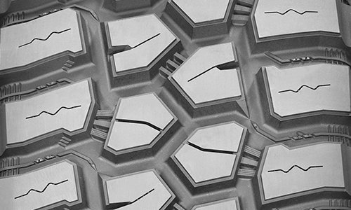 Superior Vehicle Recovery on Rugged Off-road Terrains