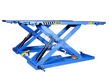 HDF SCISSOR LIFT PERFORM VERY WELL