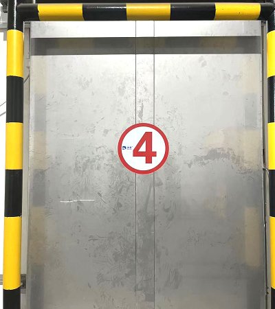 Cold Room Door Cold Storage Swing Door Sliding Door with Freezer for Frozen Meat, Seafood, Vegetable and Fruits