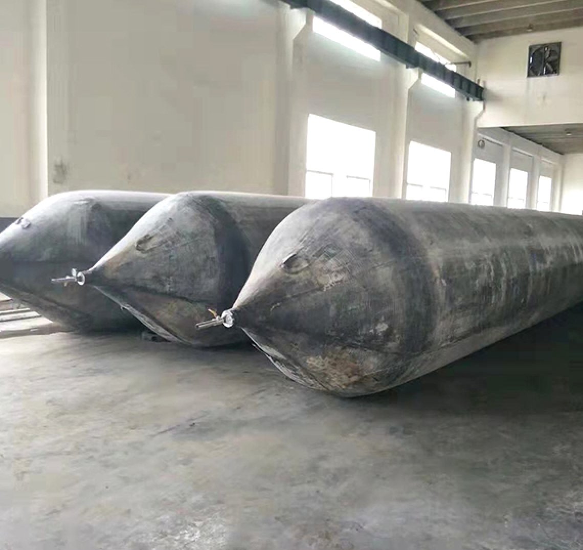 High pressure marine airbag