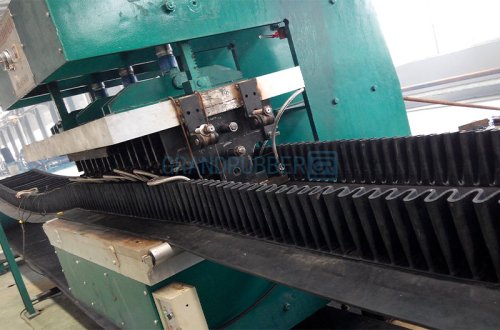 Large Angle Sidewall Conveyor Belt