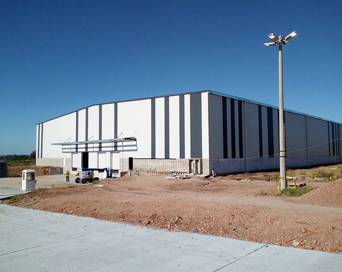 Steel structure warehouse