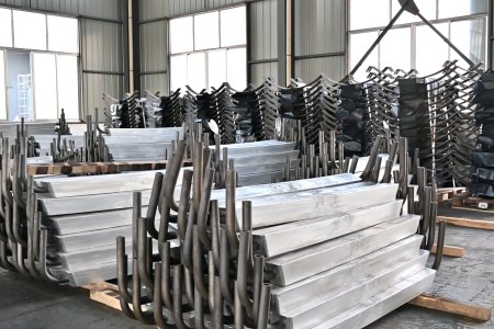 Sacrificial anode packaging arrangement