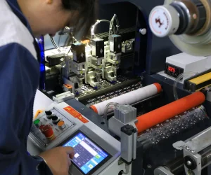 Launching new environmentally friendly materials and leading the new 01