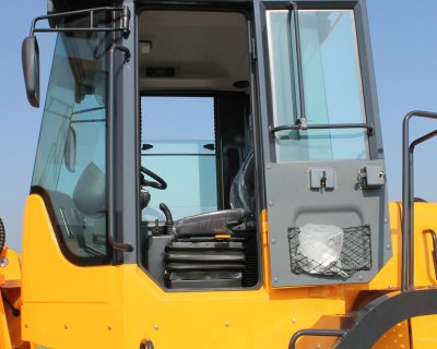 compact wheel loader