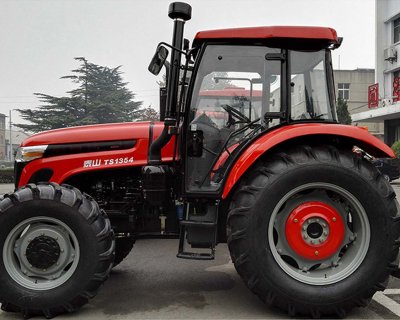 120 HP tractor