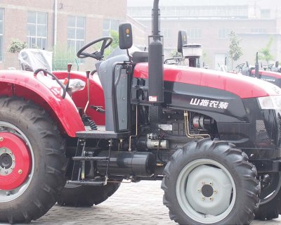 compact tractor