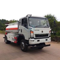 SINOTRUK HOMAN 4x4 All Wheel Drive Fuel Tank Truck