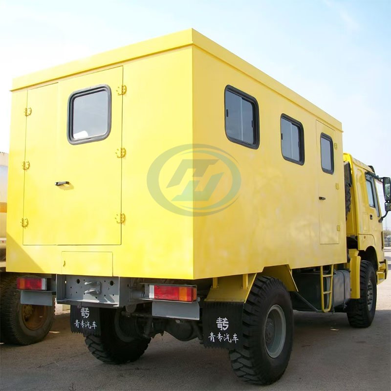 SINOTRUK HOWO 4X2 MOBILE WORKSHOP TRUCK