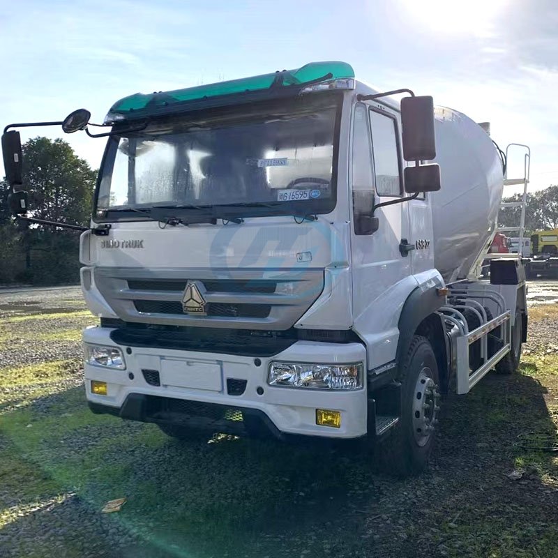 SINOTRUK HOWO H7 4X2 220hp 260hp Concrete Mixer Truck