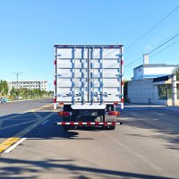 SINOTRUK HOWO-7 8X4 VAN TRUCK WITH GOOD SERVICE