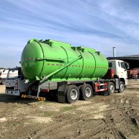 SINOTRUK HOWO NX 8X4 Vacuum Sewage Suction Truck