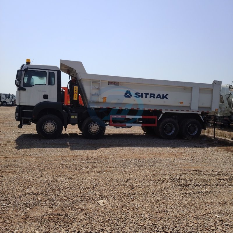  TIPPER DUMP TRUCK