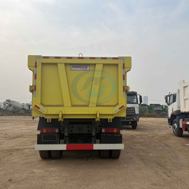 LOW PRICE DUMP TRUCK