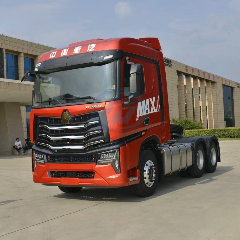 SINOTRUK HOWO MAX 6X4 430hp TRACTOR TRUCK
