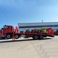 CARGO TRUCK