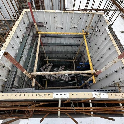 Plastic formwork boarding for slab fast concrete formwork