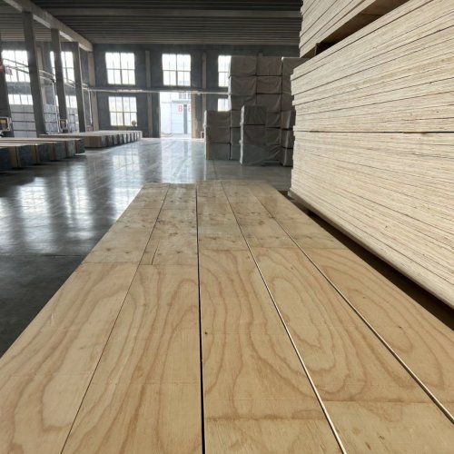 LVL Scaffold Board Premium Quality Construction Plank Supplier LVL Pine Board Laminated Veneer Lumber
