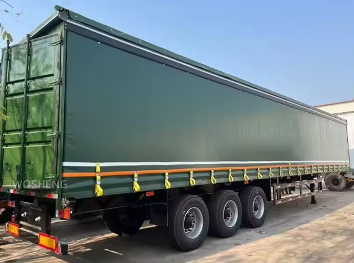Green Sider Curtain Semi Trailer