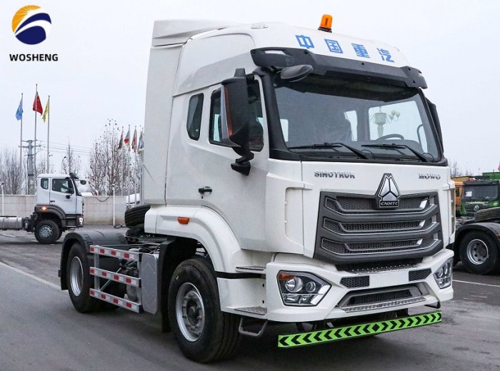 HOWO NX Tractor Truck