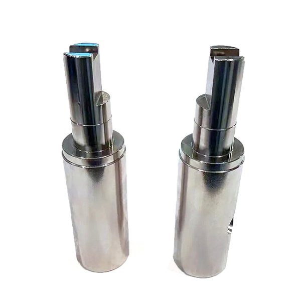 Pinza de salida de cable lateral de acero inoxidable mecanizada por CNC con rosca externa para lámparas de techo y candelabros.