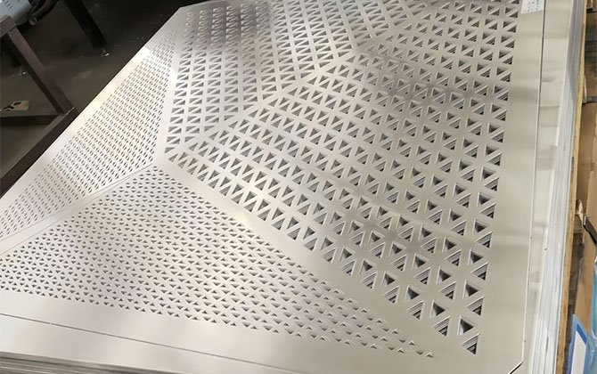 Panel lateral de muebles