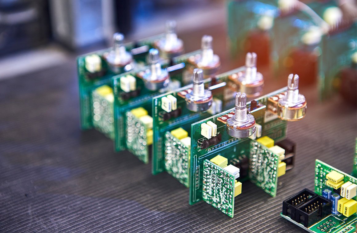 Electronic component industry