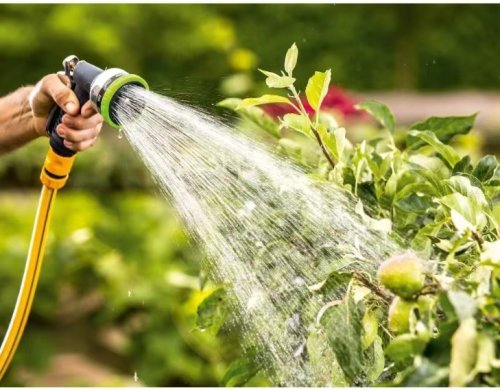 360° swivel wall mounted hose wheel will be available soon, invite inquiry