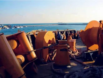 Application of Four Roller Fairleads on Ships