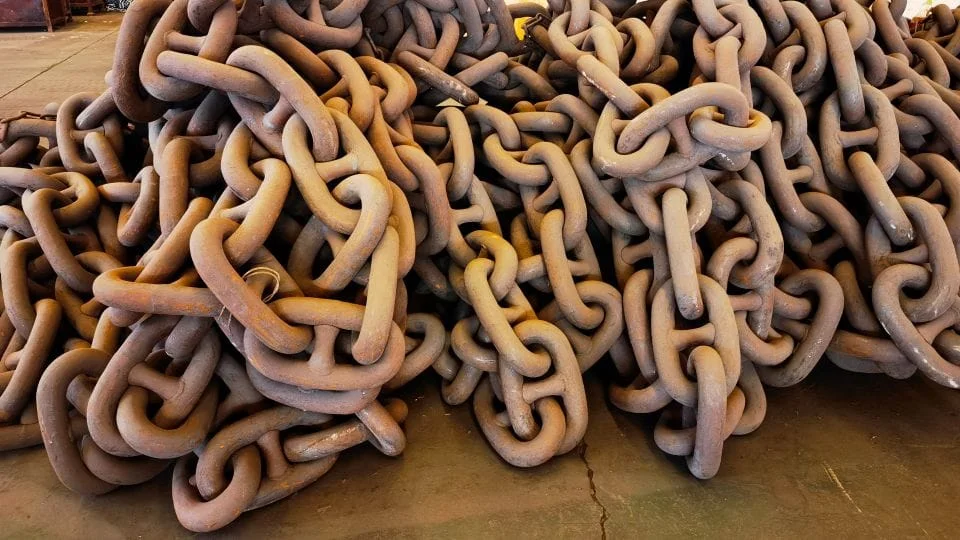 27.5-Meter Anchor Chain for 10,000-Ton Ships