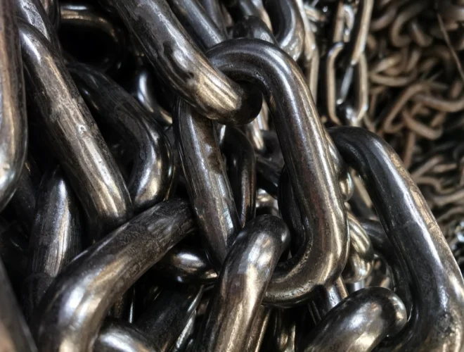 Black Painted Studless Anchor Chain